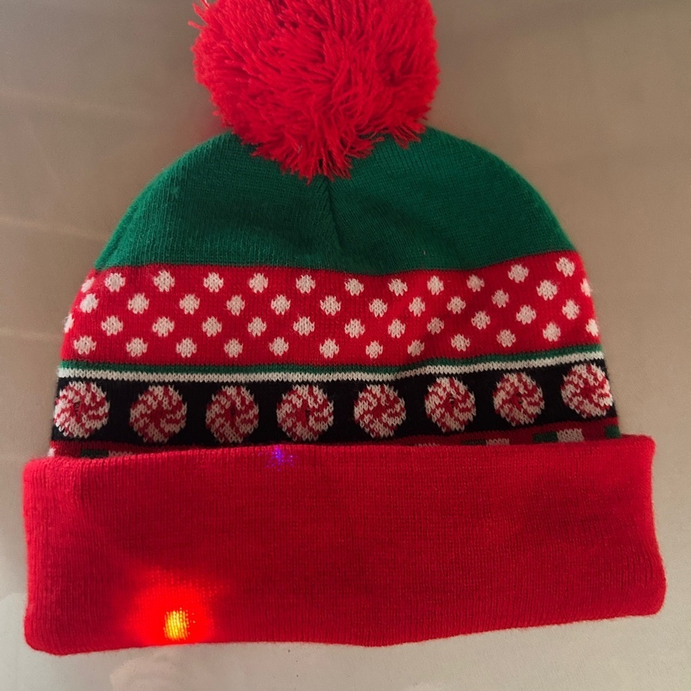 Derek Heart Christmas Red & Green Pom-Pom Hat